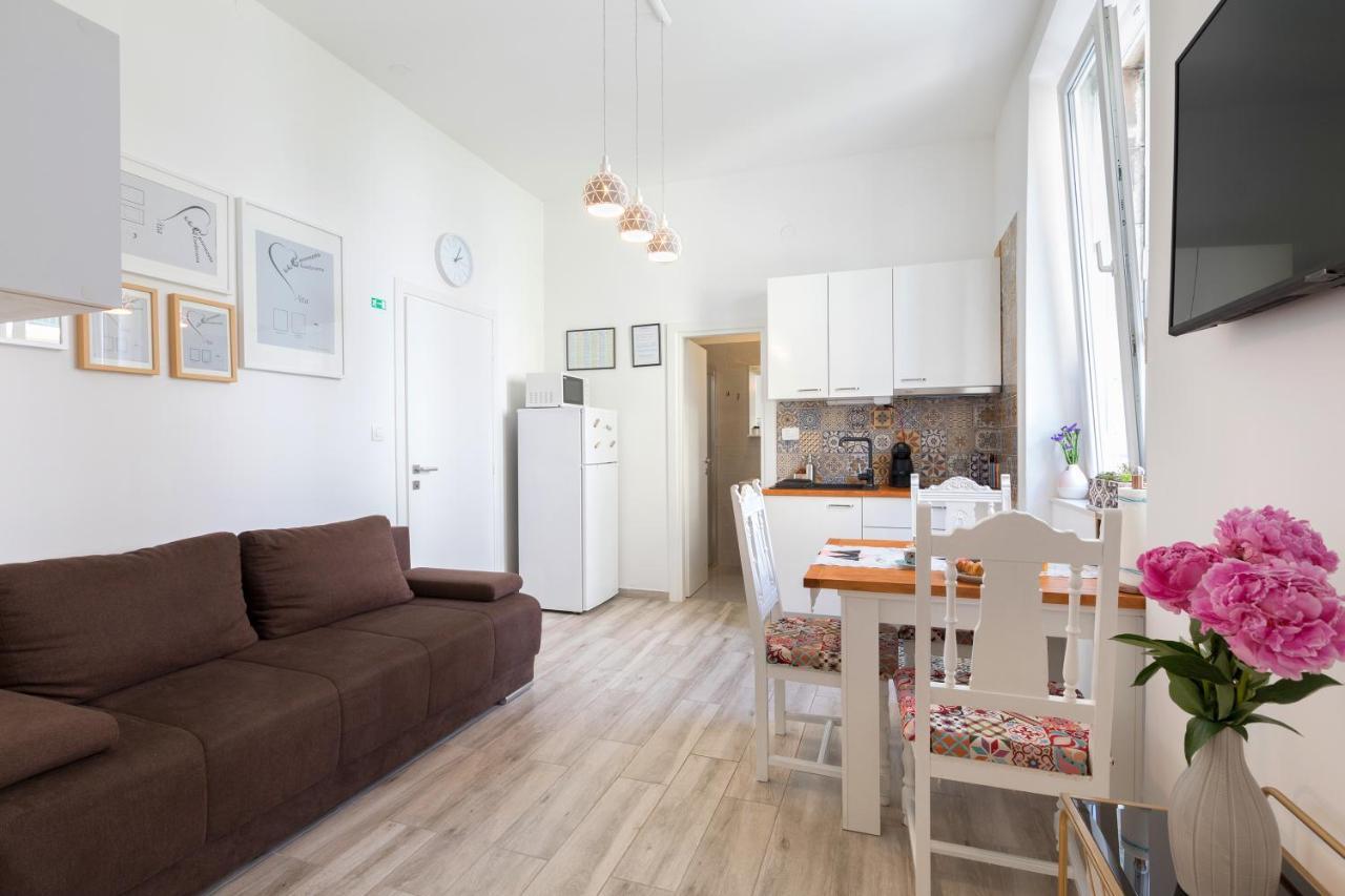 Caleta Apartment