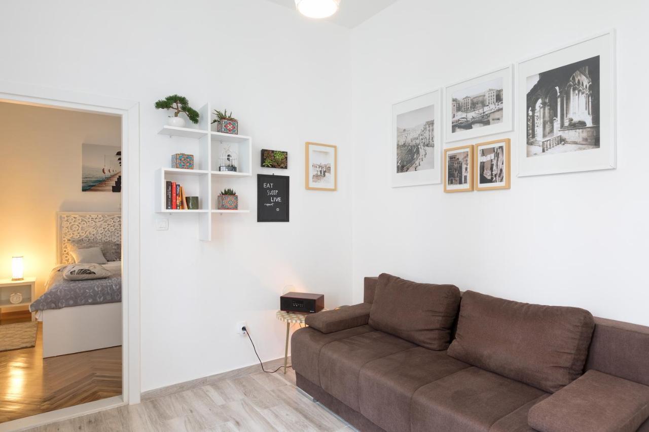 Caleta Apartment