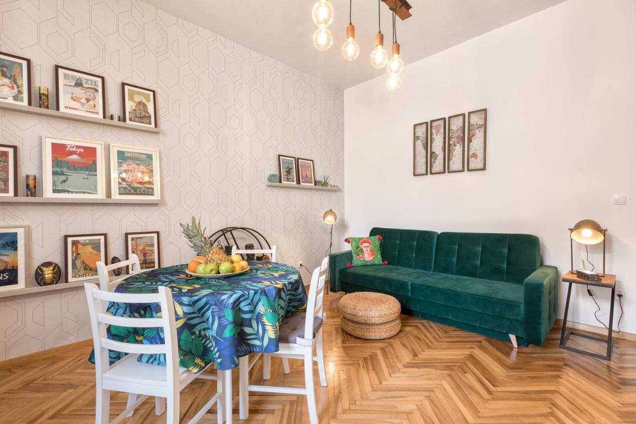 Apartment Caleta Split
